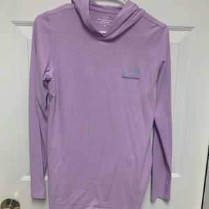 Vineyard Vines women’s long sleeve hooded t-shirt.